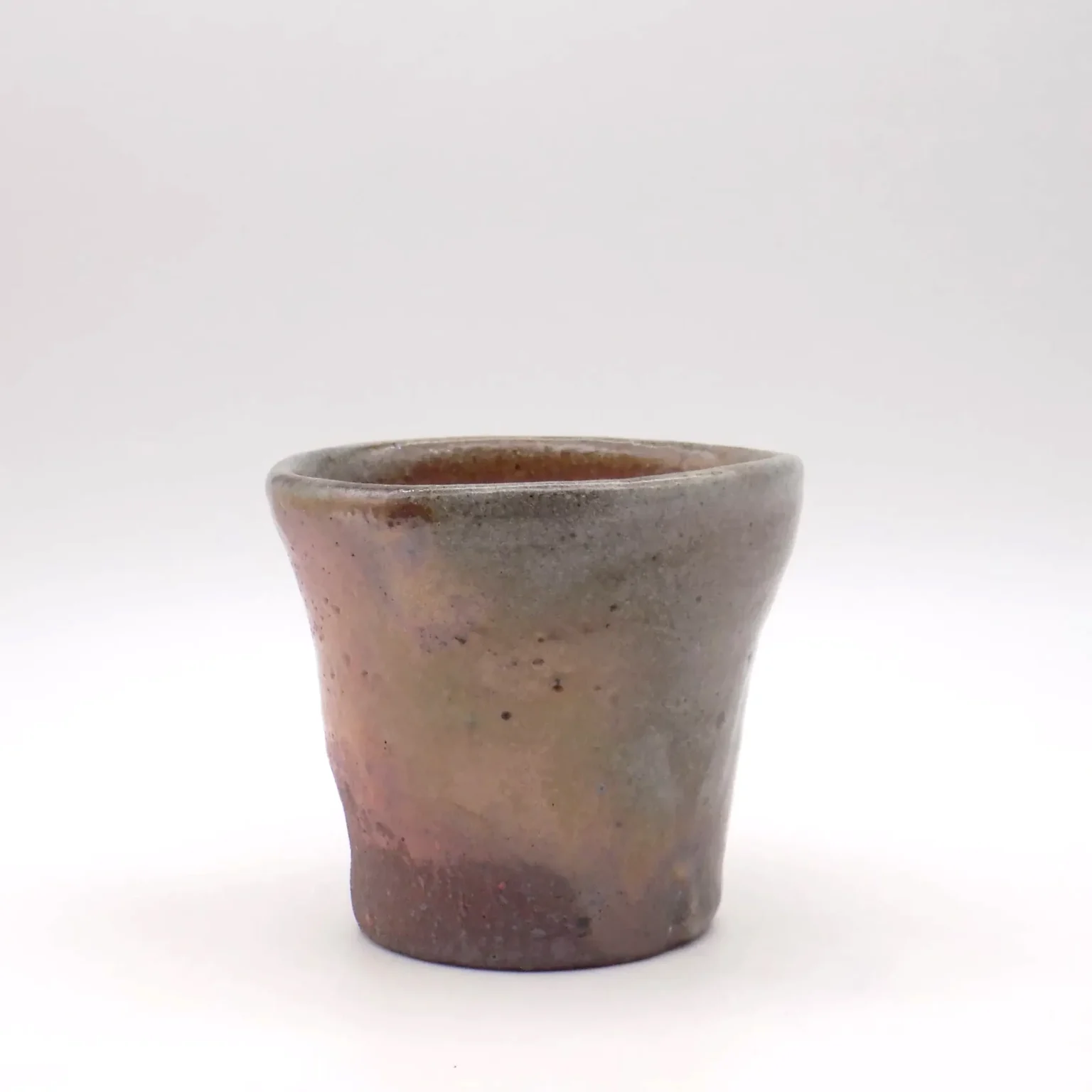 yunomi shino organic rusty timi lantos ceramics